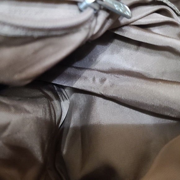 The Sak Womens Sholder Bag Purse TAN 3 Compartments EUC - Picture 9 of 11